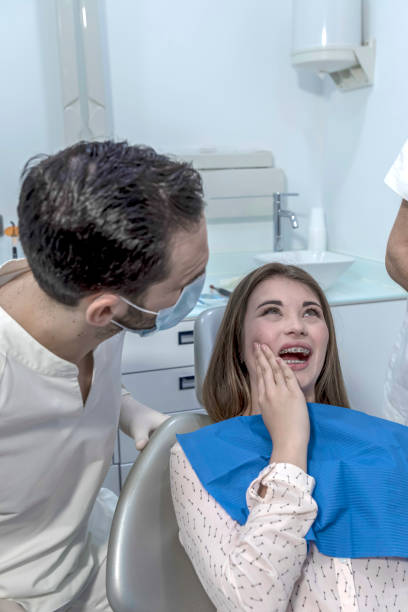 Best Emergency Tooth Extraction in Oakdale, MN
